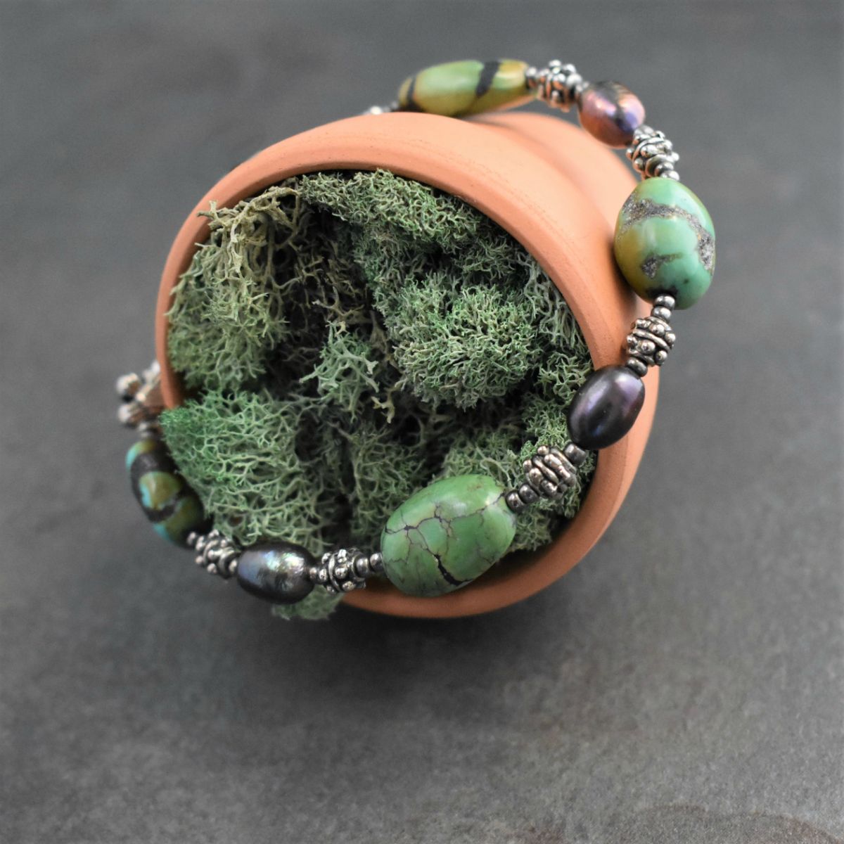 Green turquoise bead Bracelet Green turquoise bead Bracelet