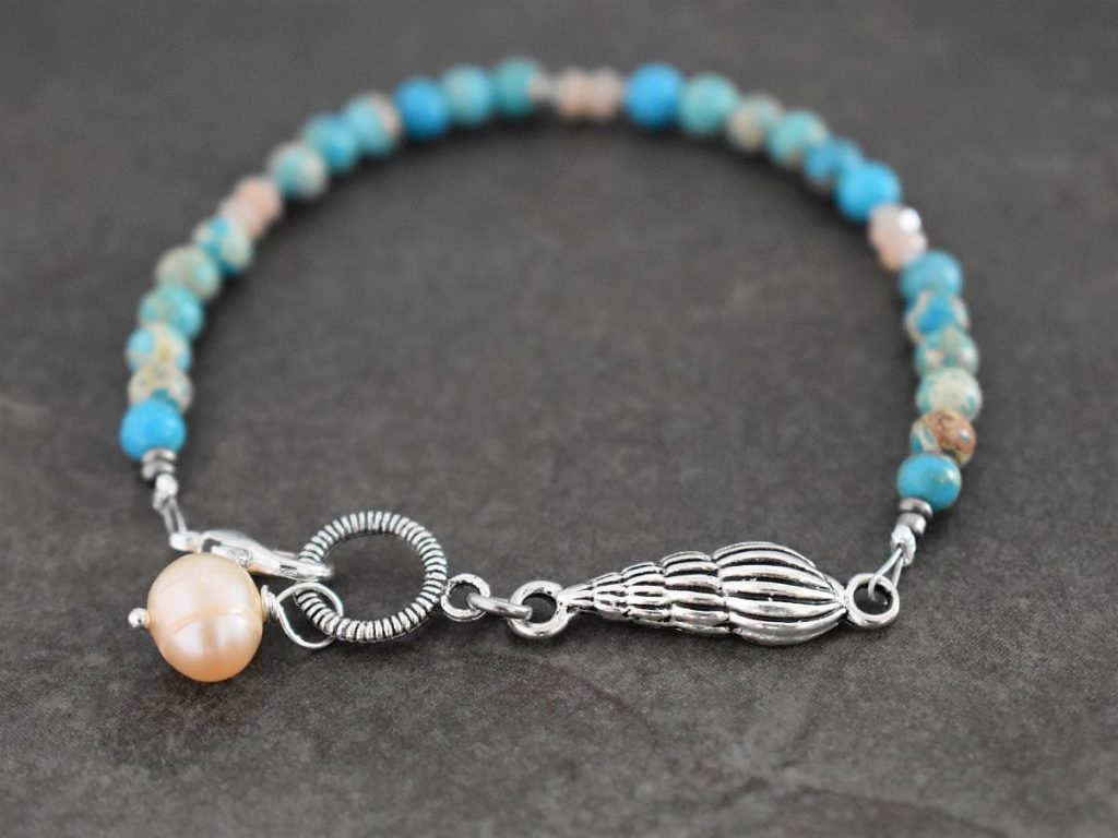 Seashell bracelet with turquoise and peach gemstones