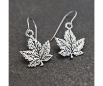 Maple leaf earrings Silver maple leaf earrings