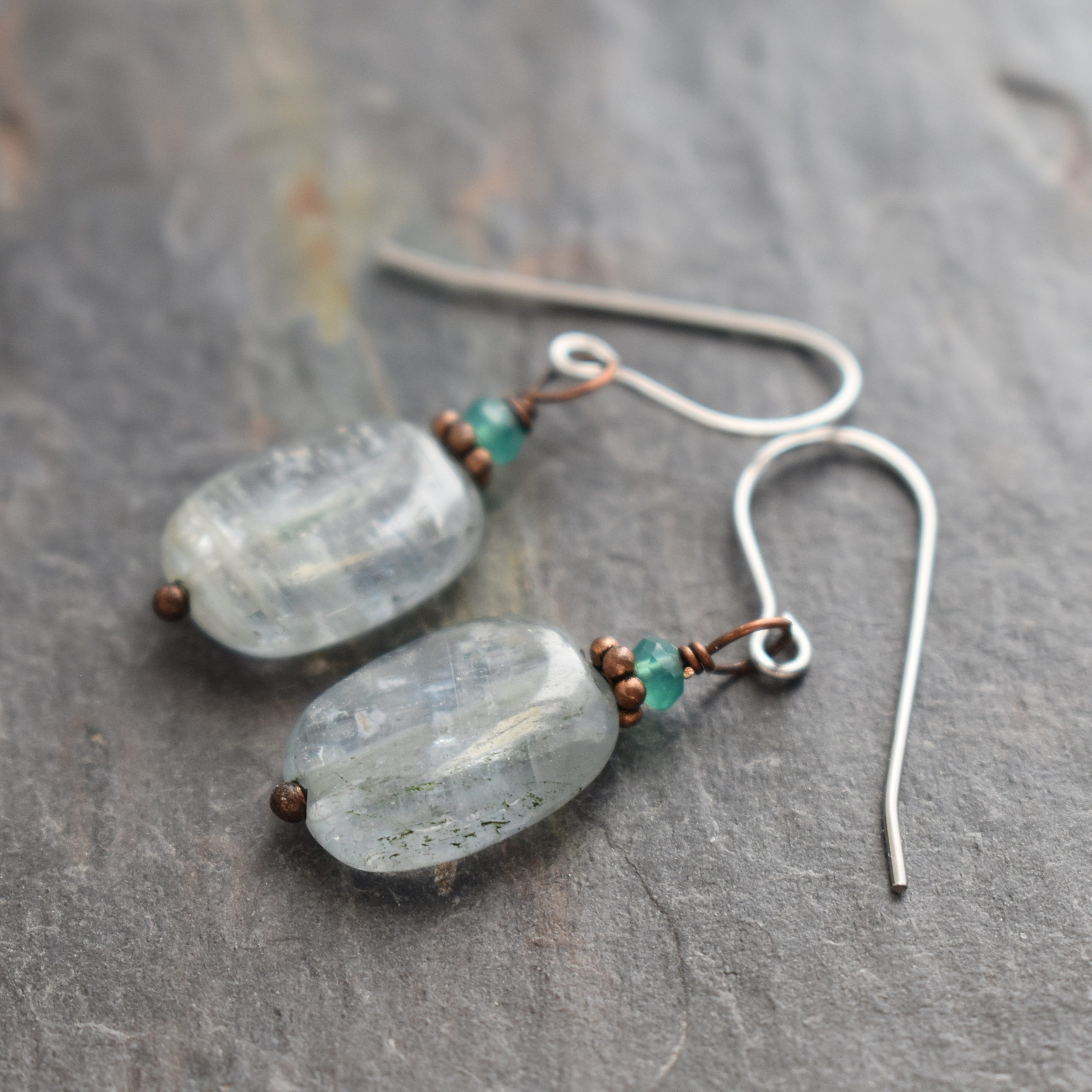 Green Onxy & Kyanite earrings (1)_90dpi