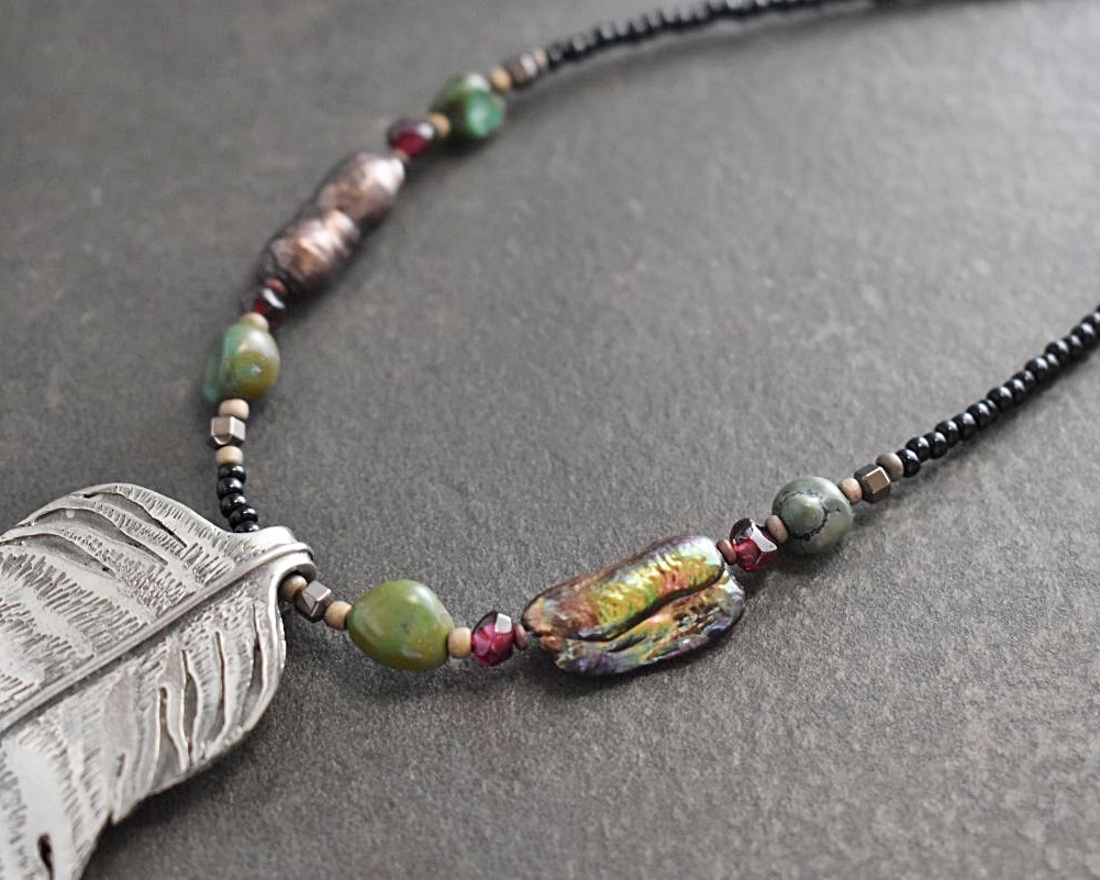 Beaded wild turkey feather necklace (1)