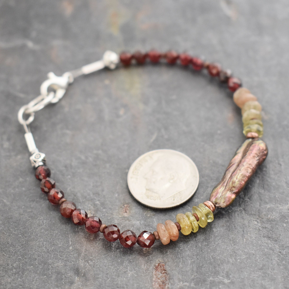 Garnet & Biwa Pearl Bracelet (7)