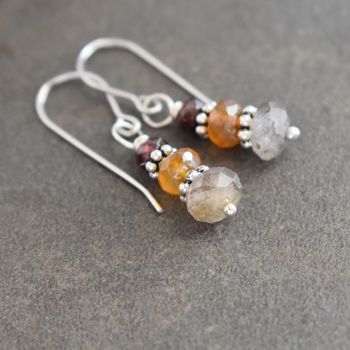 Garnet, whisky chalcedony,gray labradorite earrings (5)_result