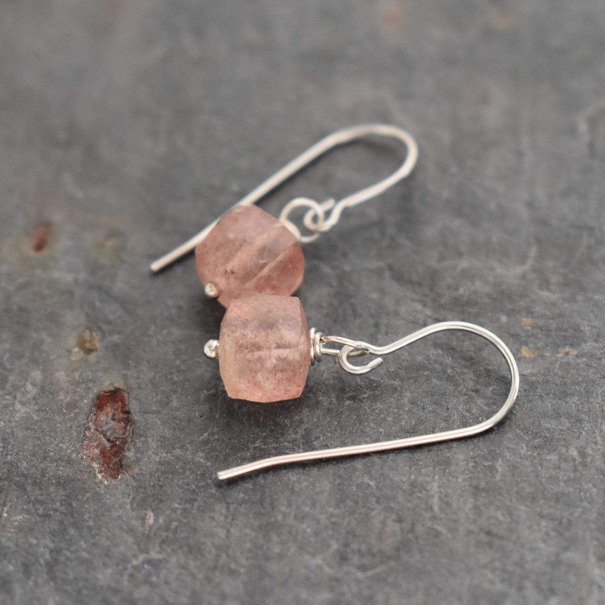 Strawberry quartz cube earrings (1)