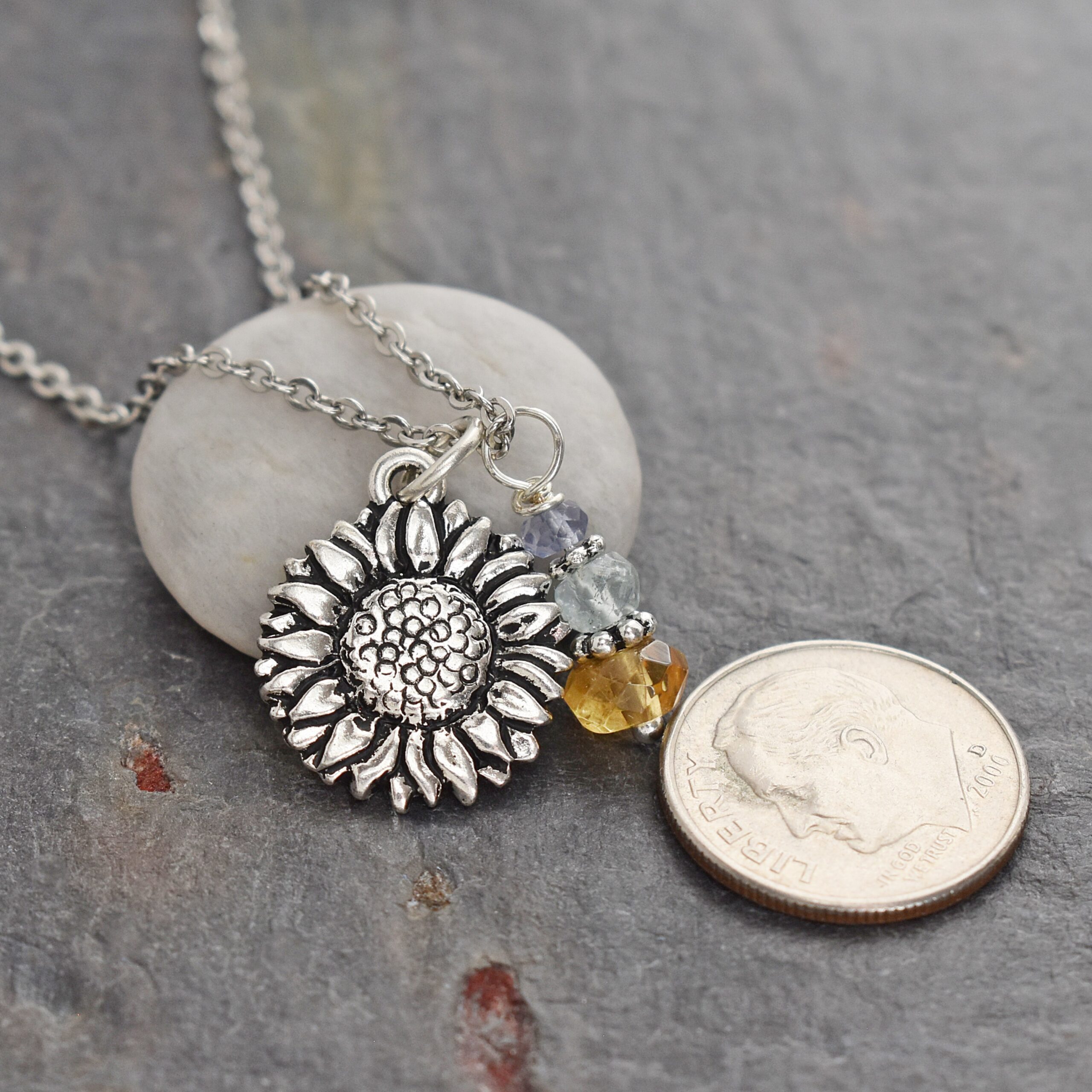 Sunflower necklace with Citirne (4)