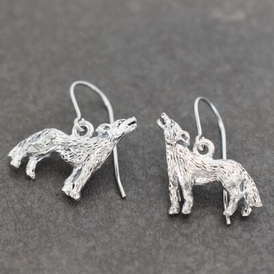 Howling Wolf Earrings (2) Howling Wolf Earrings (2)
