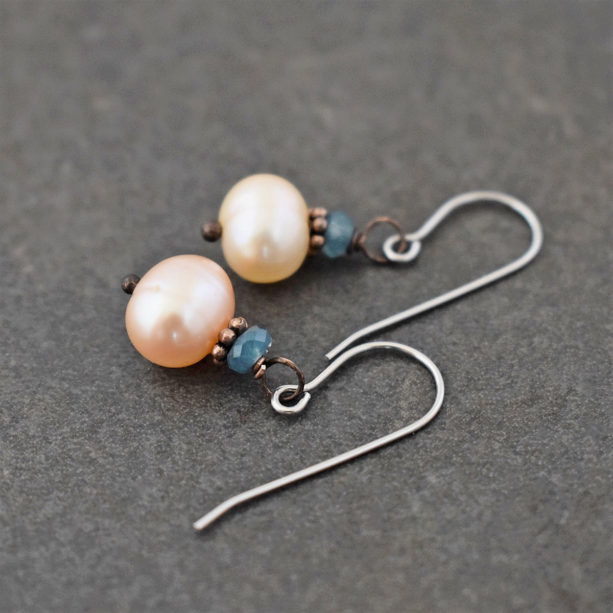 Teal jade, peach pearl earrings (1)_result