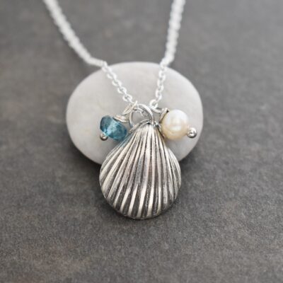 scallop shell necklace (2)