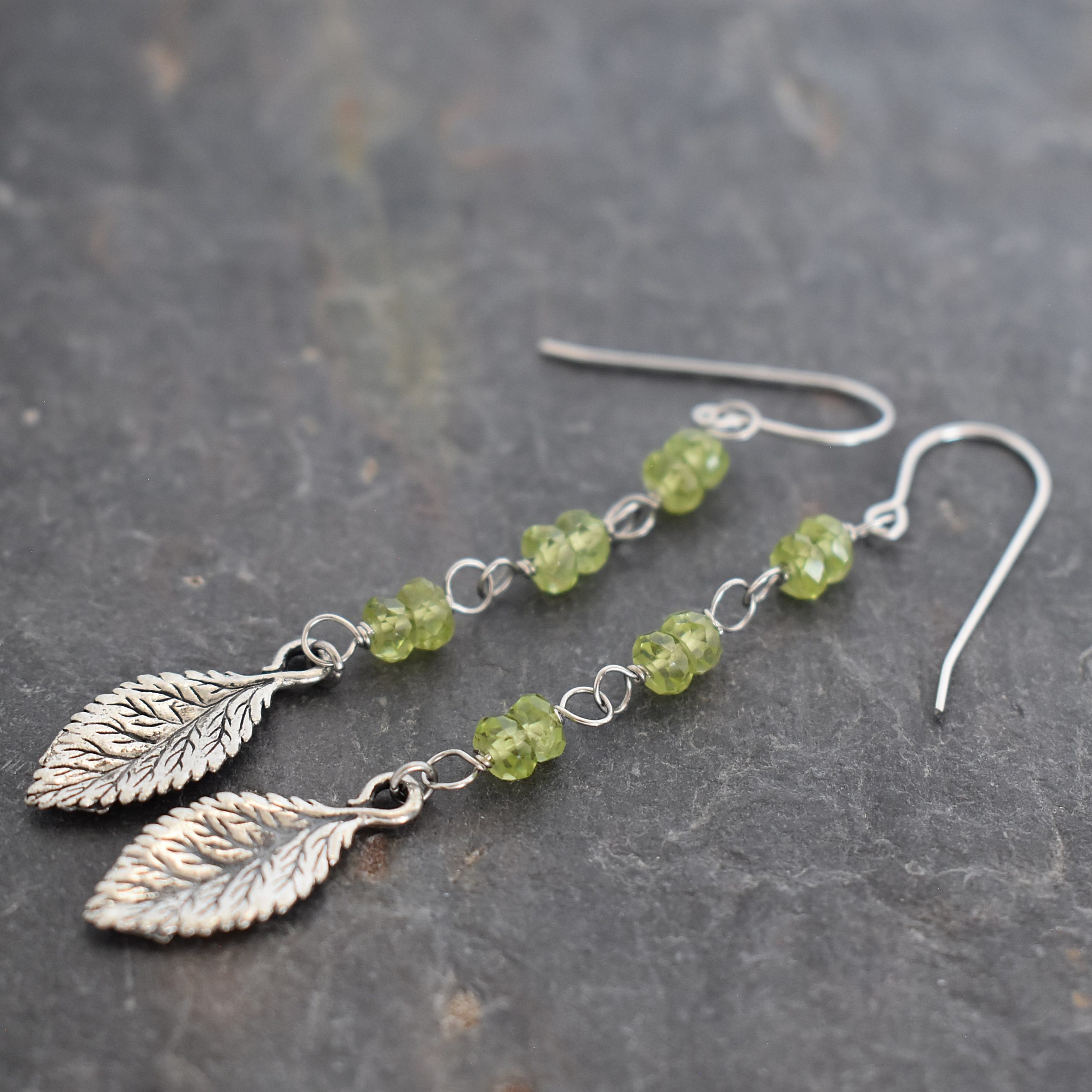 long peridot elm leaves earrings (3)