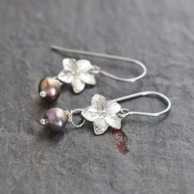 orchid flowers with lav pearl earrings (2)