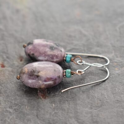 turquoise & Charoite earring (2)