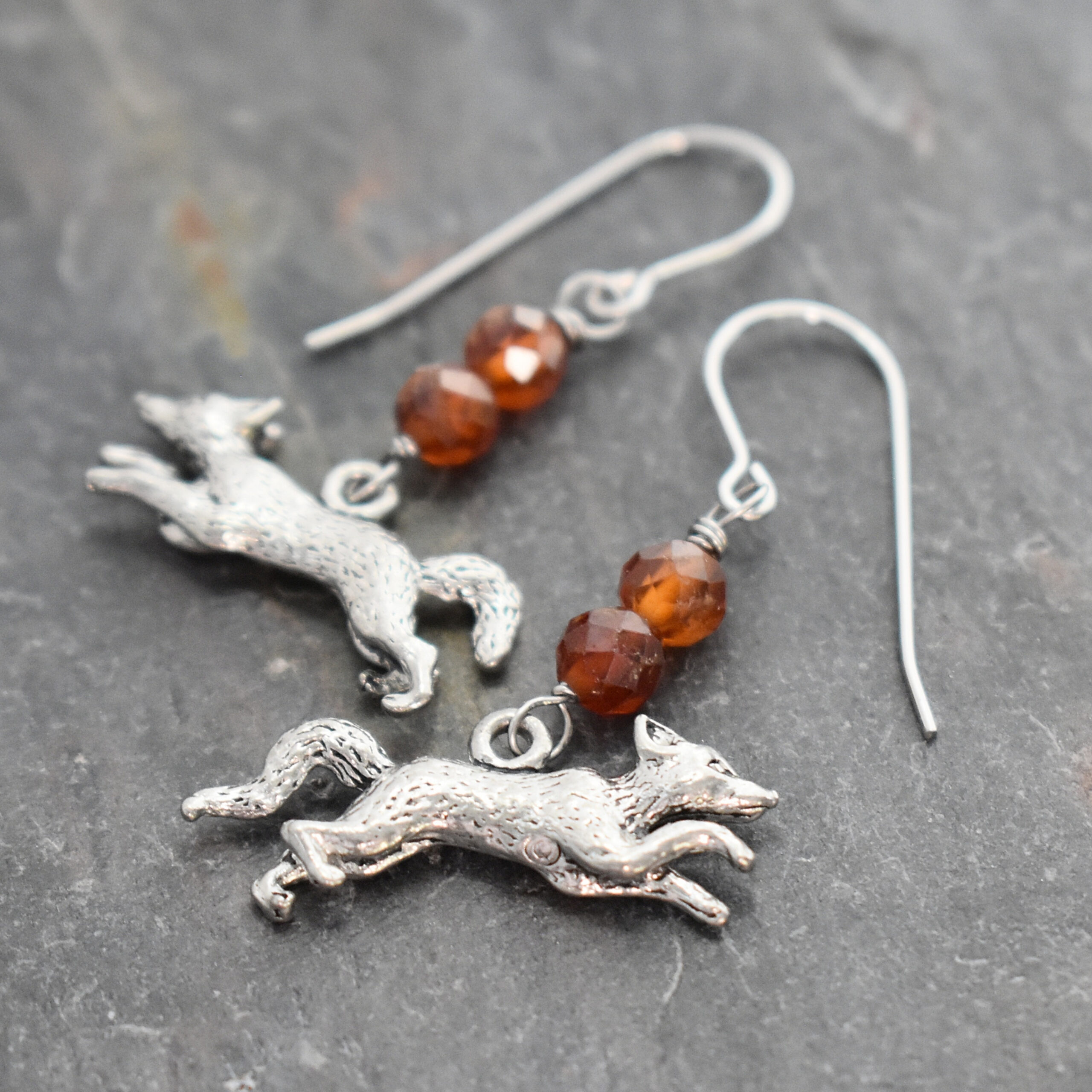 Hessonite running fox earrings (7) Hessonite running fox earrings (7)