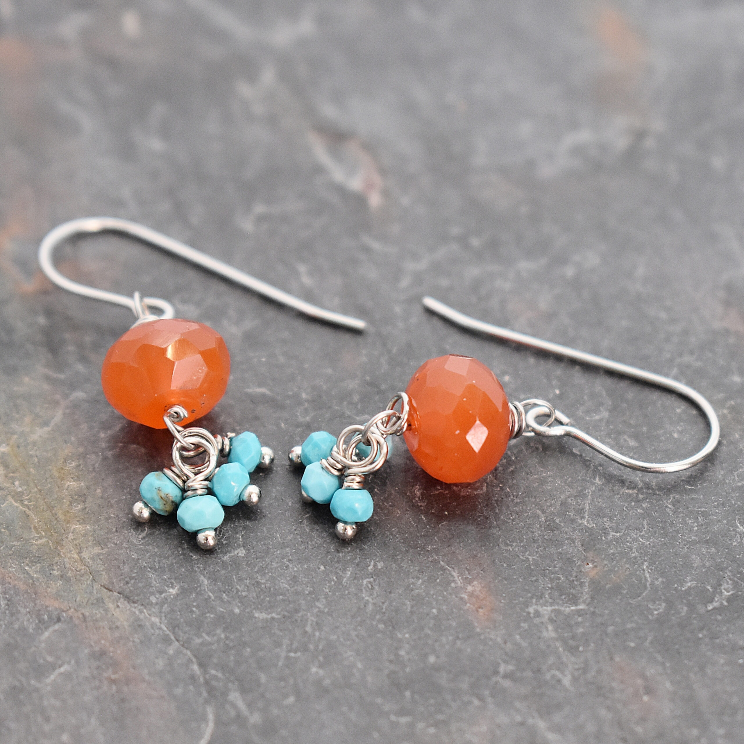Ornage carnelian and turquoise dangle earrings (2)