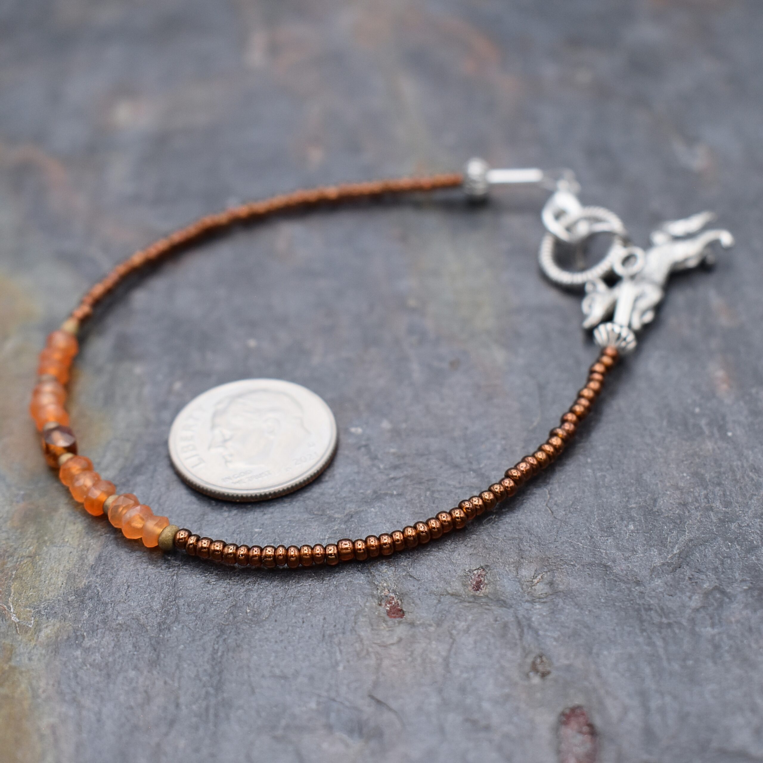 Running fox seed beaded carnelian barecelet (4)