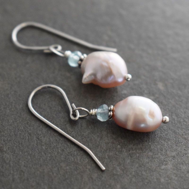 Apatite, Lavender Pink Pearl Earrings Apatite, Lavender Pink Pearl Earrings