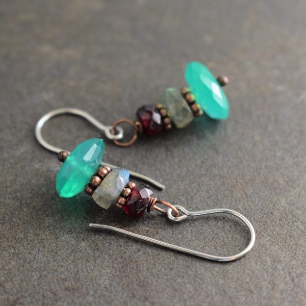 garnet, labradorite, green onyx earrings (3)72 garnet, labradorite, green onyx earrings (3)72